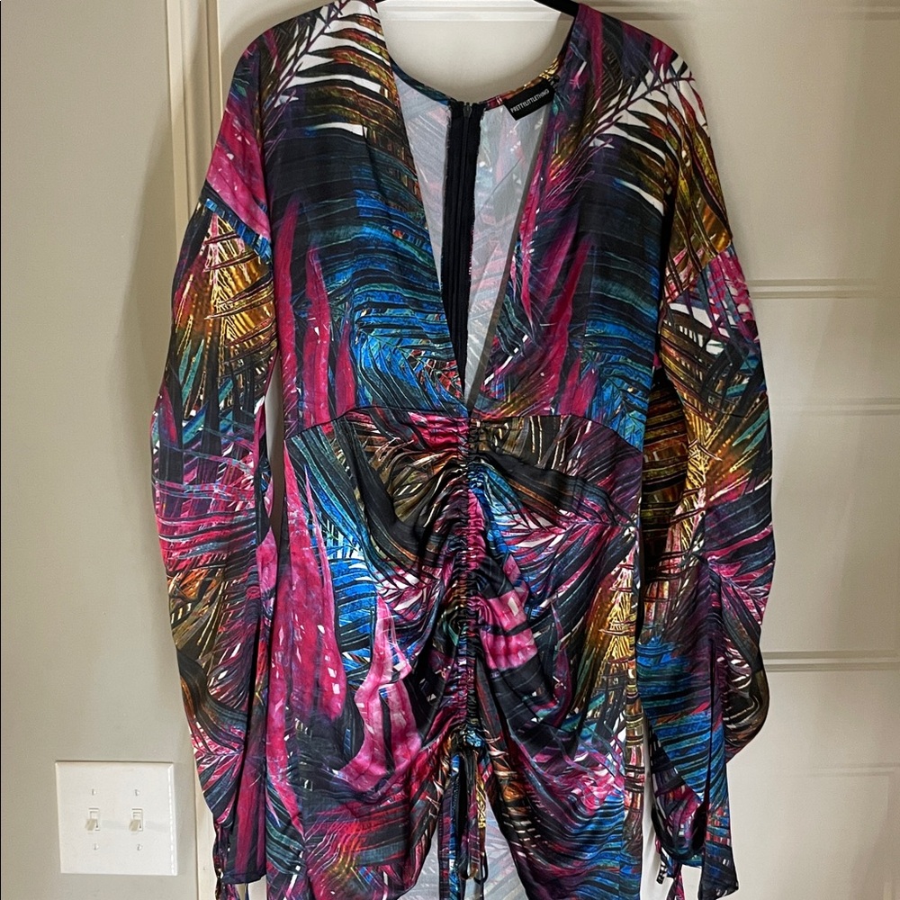 PrettyLittleThing Colorful Abstract Top